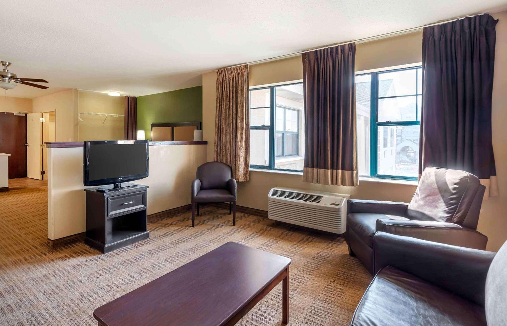 Extended Stay America Suites - Chicago - Woodfield Mall Schaumburg Zewnętrze zdjęcie